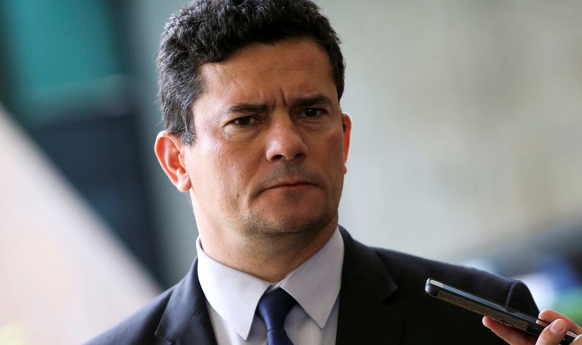 Moro diz que não cabe a ele dar explicações sobre sobre movimentações financeiras de motorista do filho de Bolsonaro