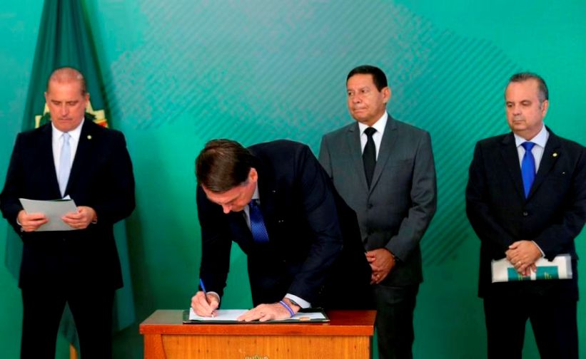 Aposentadoria rural e pensão por morte são afetadas com Medida Provisória assinada por Bolsonaro na sexta, 18