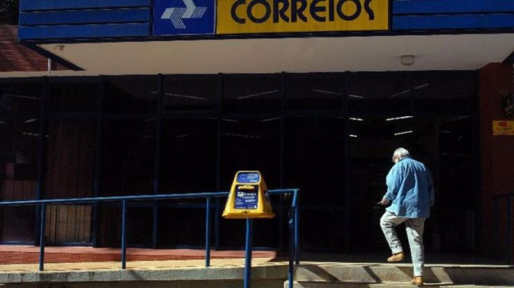 Federação de trabalhadores dos Correios diz que direção da estatal tenta enganar funcionários