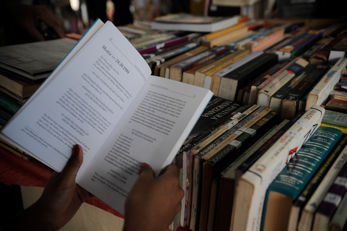 Academia Brasileira de Letras firma parceria para distribuição de 4,5 mil livros em cestas básicas