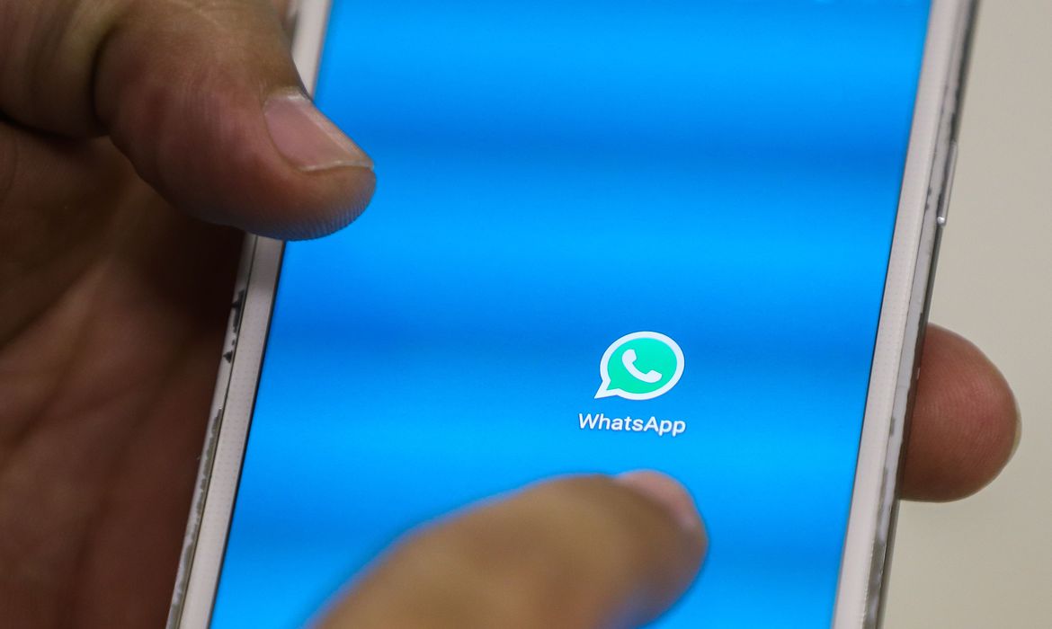 BC libera oficialmente transferências bancárias pelo WhatsApp