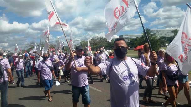 Jornada de Lutas pela reposição salarial e contra o desmonte do Estado realiza manifestações em Brasília