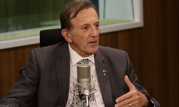 Presidente dos Correios fala sobre situação da estatal: assista a entrevista