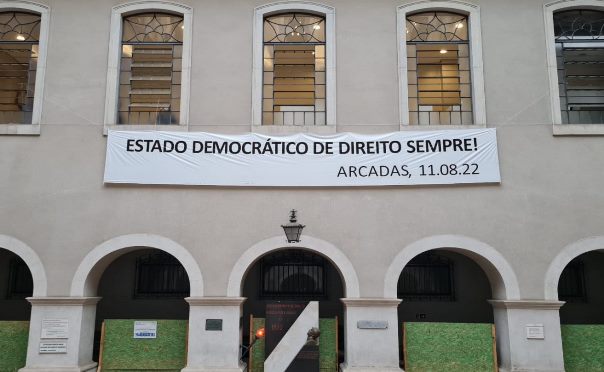 “Carta pela Democracia”: Federação dos Servidores das Universidades Federais em defesa do Estado Democrático de Direito