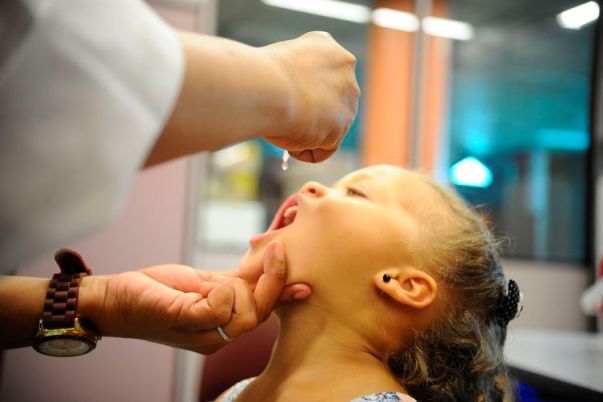 Atenção pais e mães: com baixa procura, campanha de vacinação contra paralisia infantil é prorrogada até 30 de setembro