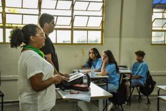 Servidores administrativos da Educação de Campo Grande vão receber R$ 600,00 de bolsa alimentação com aumento de 33%