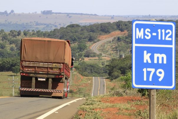 Concessões de rodovias em MS: ato marca início da concessão da rodovia MS-112 e trechos federais no Bolsão