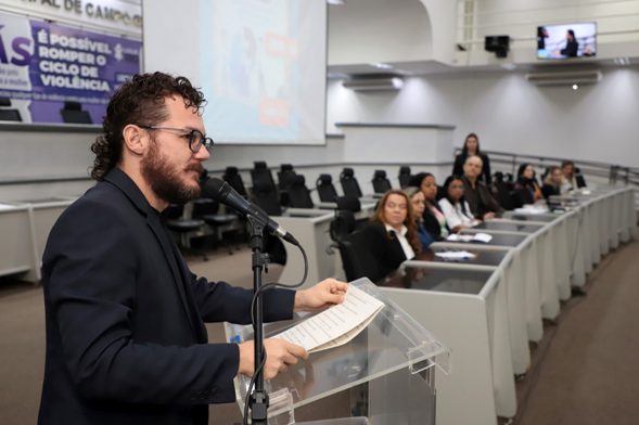 Psicólogos debatem direitos e meta de ampliar atuação em escolas e rede de saúde em audiência na Câmara de Campo Grande
