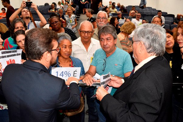 Desconto previdenciário dos servidores aposentados de MS foi tema na tribuna da Assembleia Legislativa