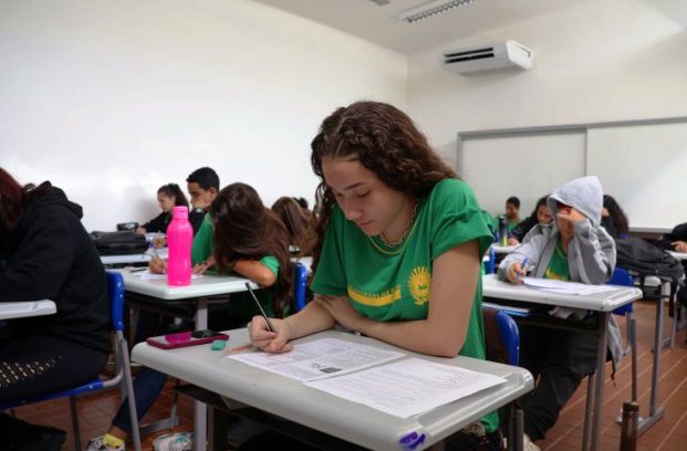 Inscrições para bolsas em pesquisa científica e tecnológica no Ensino Médio na rede estadual de MS vão até o dia 6