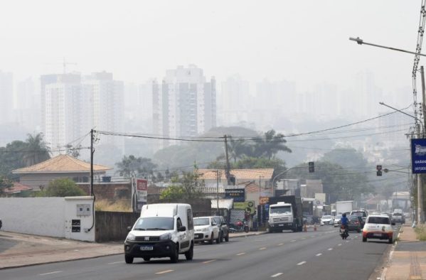 Névoa seca das queimadas continua encobrindo Mato Grosso do Sul e sem previsão de chuvas