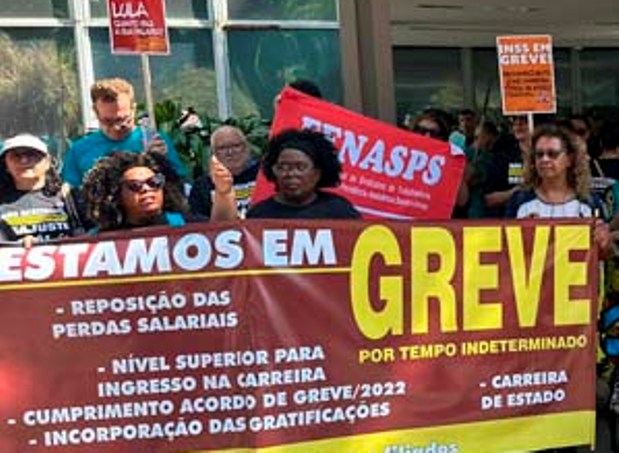 Greve na Previdência: Senado fará audiência pública; na Câmara servidores denunciaram falta de negociação