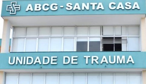 CPI da Santa Casa de Campo Grande: requerimento é entregue com assinaturas de 14 vereadores
