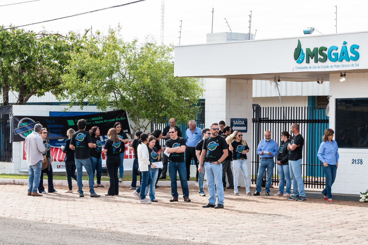 Movimento formado por poucos trabalhadores é considerado protesto, e não greve