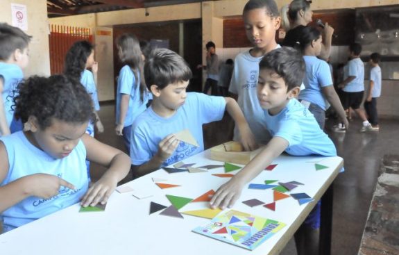 Campo Grande/Educação: assistentes de educação infantil querem melhores condições de trabalho
