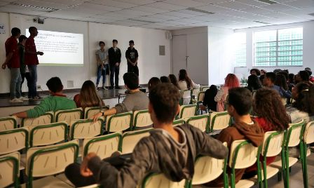 Estatuto da Criança e do Adolescente ajudou país a avançar na universalização do ensino