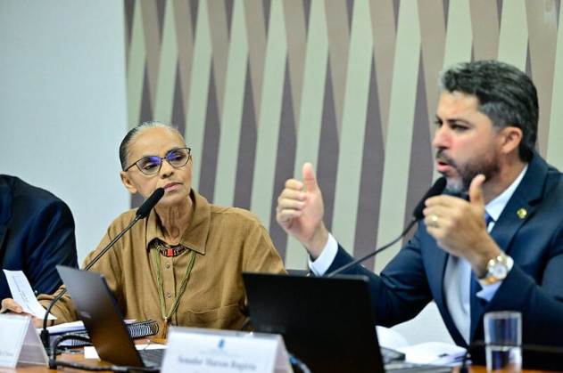 Combinação de machismo e racismo: senadores deram uma lição do que não se deve fazer na política Combinação de machismo e racismo: senadores deram uma lição do que não se deve fazer na política